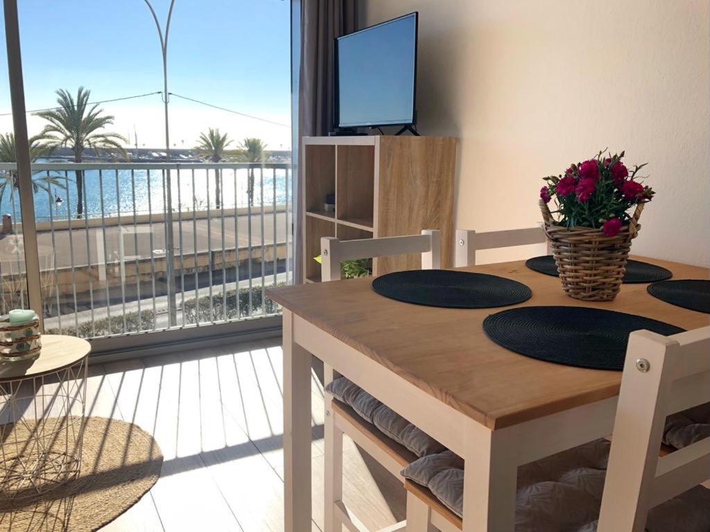 Studio Front De Mer - Menton Garavan Exterior photo